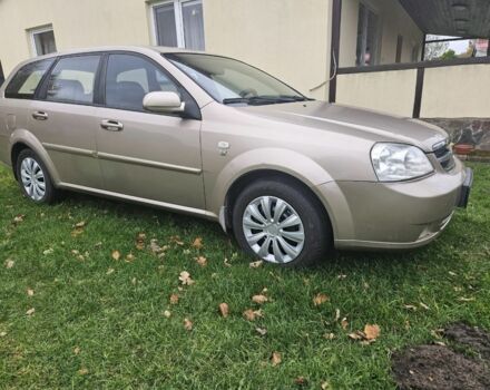 Бежевий Шевроле Лачетті, об'ємом двигуна 1.8 л та пробігом 294 тис. км за 4500 $, фото 1 на Automoto.ua