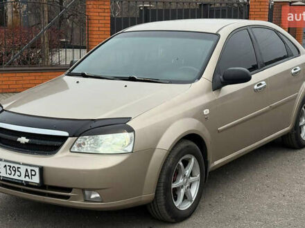 Бежевый Шевроле Лачетти, объемом двигателя 1.6 л и пробегом 230 тыс. км за 4200 $, фото 1 на Automoto.ua