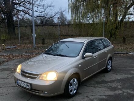 Бежевый Шевроле Лачетти, объемом двигателя 1.8 л и пробегом 380 тыс. км за 2899 $, фото 1 на Automoto.ua