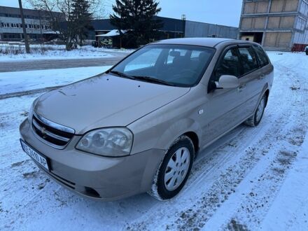 Бежевий Шевроле Лачетті, об'ємом двигуна 1.8 л та пробігом 200 тис. км за 3800 $, фото 1 на Automoto.ua