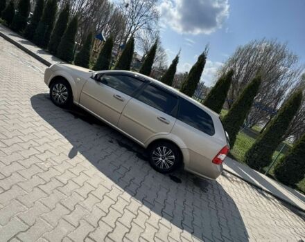 Бежевый Шевроле Лачетти, объемом двигателя 1.8 л и пробегом 320 тыс. км за 3700 $, фото 1 на Automoto.ua