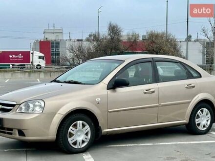 Бежевий Шевроле Лачетті, об'ємом двигуна 1.6 л та пробігом 196 тис. км за 3950 $, фото 1 на Automoto.ua
