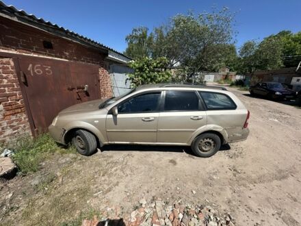 Бежевий Шевроле Лачетті, об'ємом двигуна 1.8 л та пробігом 290 тис. км за 2000 $, фото 1 на Automoto.ua