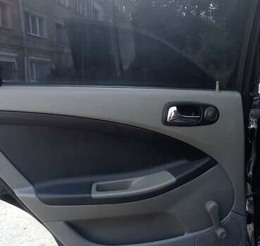 Черный Шевроле Лачетти, объемом двигателя 1.8 л и пробегом 180 тыс. км за 4100 $, фото 18 на Automoto.ua