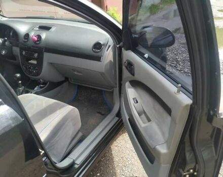 Черный Шевроле Лачетти, объемом двигателя 1.6 л и пробегом 230 тыс. км за 3400 $, фото 4 на Automoto.ua