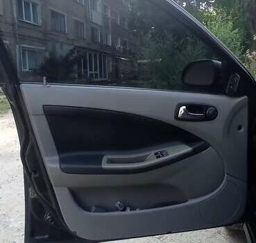 Черный Шевроле Лачетти, объемом двигателя 1.8 л и пробегом 180 тыс. км за 4100 $, фото 14 на Automoto.ua