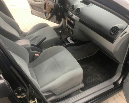 Черный Шевроле Лачетти, объемом двигателя 1.6 л и пробегом 270 тыс. км за 3500 $, фото 7 на Automoto.ua