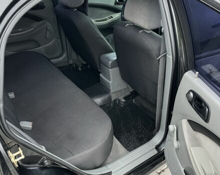 Черный Шевроле Лачетти, объемом двигателя 1.6 л и пробегом 320 тыс. км за 4000 $, фото 8 на Automoto.ua