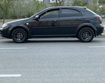 Черный Шевроле Лачетти, объемом двигателя 1.6 л и пробегом 144 тыс. км за 5100 $, фото 4 на Automoto.ua