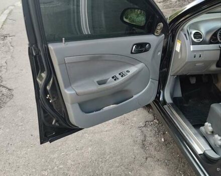 Черный Шевроле Лачетти, объемом двигателя 1.8 л и пробегом 268 тыс. км за 4400 $, фото 4 на Automoto.ua