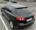 Черный Шевроле Лачетти, объемом двигателя 1.6 л и пробегом 320 тыс. км за 4000 $, фото 2 на Automoto.ua
