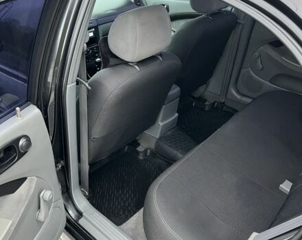 Черный Шевроле Лачетти, объемом двигателя 1.6 л и пробегом 320 тыс. км за 4000 $, фото 7 на Automoto.ua