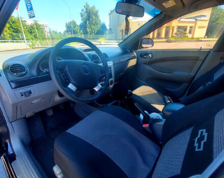 Черный Шевроле Лачетти, объемом двигателя 1.6 л и пробегом 214 тыс. км за 4000 $, фото 5 на Automoto.ua