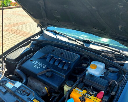 Черный Шевроле Лачетти, объемом двигателя 1.6 л и пробегом 214 тыс. км за 4000 $, фото 3 на Automoto.ua