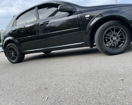 Черный Шевроле Лачетти, объемом двигателя 1.6 л и пробегом 144 тыс. км за 5100 $, фото 10 на Automoto.ua