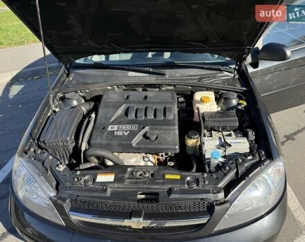 Черный Шевроле Лачетти, объемом двигателя 1.6 л и пробегом 140 тыс. км за 4300 $, фото 11 на Automoto.ua