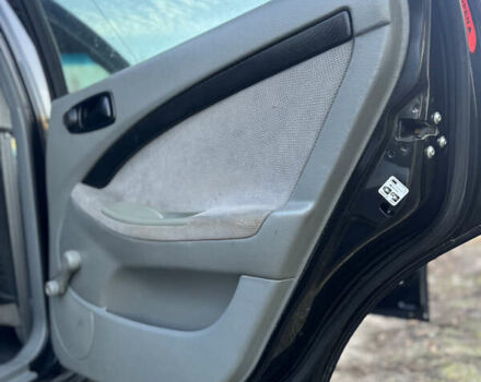 Черный Шевроле Лачетти, объемом двигателя 1.6 л и пробегом 209 тыс. км за 3850 $, фото 22 на Automoto.ua