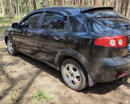 Черный Шевроле Лачетти, объемом двигателя 1.6 л и пробегом 205 тыс. км за 3800 $, фото 2 на Automoto.ua