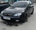 Черный Шевроле Лачетти, объемом двигателя 1.8 л и пробегом 240 тыс. км за 2300 $, фото 1 на Automoto.ua