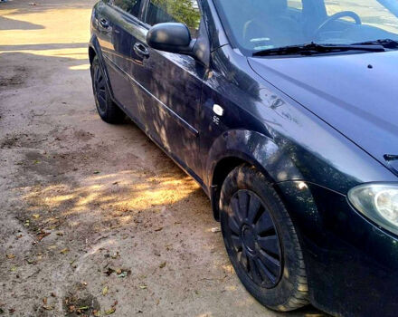 Черный Шевроле Лачетти, объемом двигателя 1.6 л и пробегом 180 тыс. км за 3500 $, фото 5 на Automoto.ua