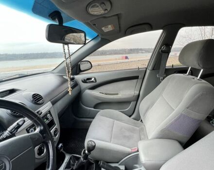 Черный Шевроле Лачетти, объемом двигателя 1.6 л и пробегом 270 тыс. км за 3700 $, фото 12 на Automoto.ua