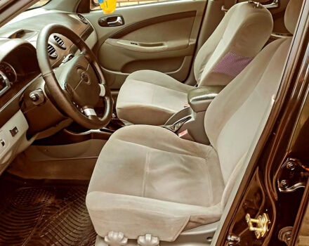 Черный Шевроле Лачетти, объемом двигателя 1.6 л и пробегом 189 тыс. км за 4500 $, фото 8 на Automoto.ua