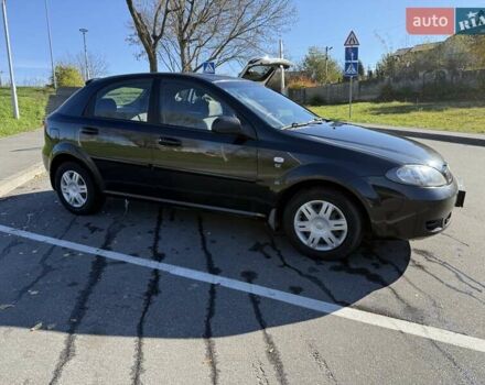 Черный Шевроле Лачетти, объемом двигателя 1.6 л и пробегом 140 тыс. км за 4300 $, фото 4 на Automoto.ua