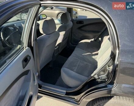 Черный Шевроле Лачетти, объемом двигателя 1.6 л и пробегом 140 тыс. км за 4300 $, фото 7 на Automoto.ua