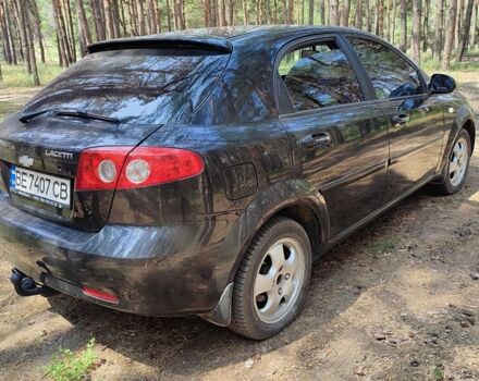 Черный Шевроле Лачетти, объемом двигателя 1.6 л и пробегом 205 тыс. км за 3800 $, фото 3 на Automoto.ua