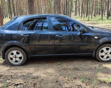 Черный Шевроле Лачетти, объемом двигателя 1.6 л и пробегом 205 тыс. км за 3800 $, фото 4 на Automoto.ua