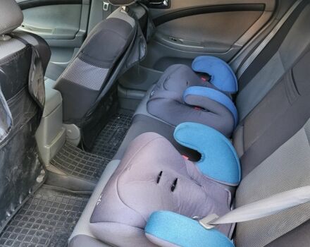 Черный Шевроле Лачетти, объемом двигателя 1.8 л и пробегом 249 тыс. км за 4200 $, фото 6 на Automoto.ua