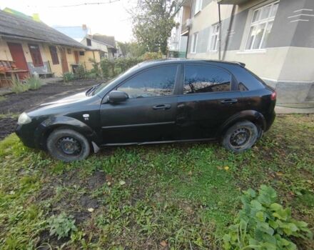 Черный Шевроле Лачетти, объемом двигателя 1.6 л и пробегом 177 тыс. км за 2500 $, фото 4 на Automoto.ua