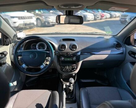 Черный Шевроле Лачетти, объемом двигателя 1.8 л и пробегом 146 тыс. км за 4790 $, фото 18 на Automoto.ua