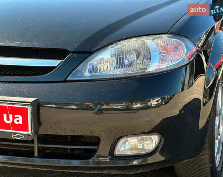Черный Шевроле Лачетти, объемом двигателя 1.8 л и пробегом 146 тыс. км за 4990 $, фото 6 на Automoto.ua