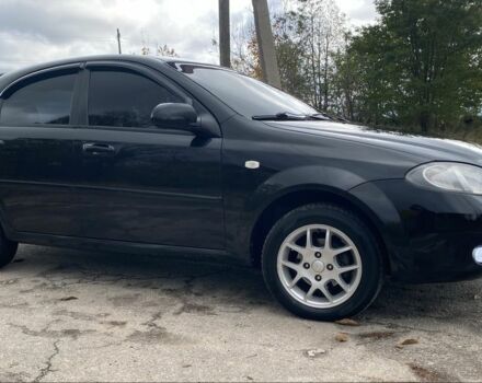 Черный Шевроле Лачетти, объемом двигателя 1.8 л и пробегом 205 тыс. км за 4900 $, фото 3 на Automoto.ua