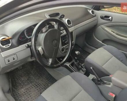 Черный Шевроле Лачетти, объемом двигателя 1.82 л и пробегом 207 тыс. км за 3000 $, фото 4 на Automoto.ua