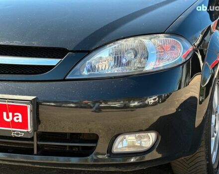 Черный Шевроле Лачетти, объемом двигателя 1.8 л и пробегом 146 тыс. км за 4990 $, фото 7 на Automoto.ua