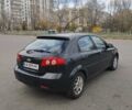 Черный Шевроле Лачетти, объемом двигателя 1.8 л и пробегом 200 тыс. км за 3300 $, фото 3 на Automoto.ua