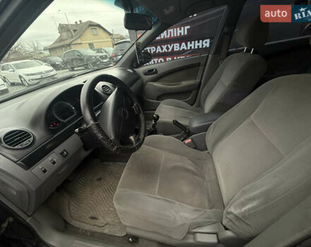 Черный Шевроле Лачетти, объемом двигателя 1.8 л и пробегом 178 тыс. км за 2700 $, фото 10 на Automoto.ua