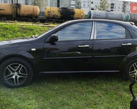 Черный Шевроле Лачетти, объемом двигателя 1.6 л и пробегом 251 тыс. км за 3500 $, фото 4 на Automoto.ua