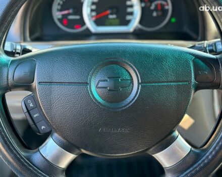 Черный Шевроле Лачетти, объемом двигателя 1.8 л и пробегом 146 тыс. км за 4990 $, фото 30 на Automoto.ua