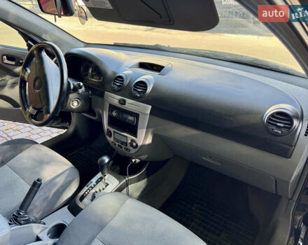 Черный Шевроле Лачетти, объемом двигателя 1.8 л и пробегом 142 тыс. км за 7400 $, фото 14 на Automoto.ua