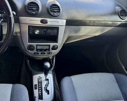 Черный Шевроле Лачетти, объемом двигателя 1.8 л и пробегом 142 тыс. км за 7400 $, фото 16 на Automoto.ua