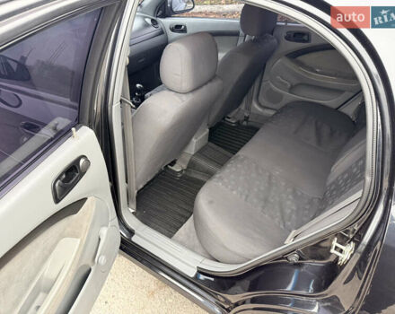 Черный Шевроле Лачетти, объемом двигателя 1.6 л и пробегом 50 тыс. км за 6100 $, фото 11 на Automoto.ua