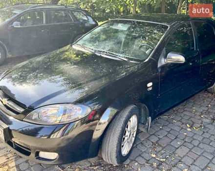 Черный Шевроле Лачетти, объемом двигателя 1.8 л и пробегом 142 тыс. км за 7400 $, фото 2 на Automoto.ua