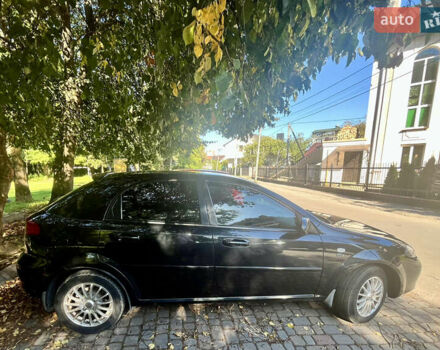 Черный Шевроле Лачетти, объемом двигателя 1.8 л и пробегом 142 тыс. км за 7400 $, фото 5 на Automoto.ua