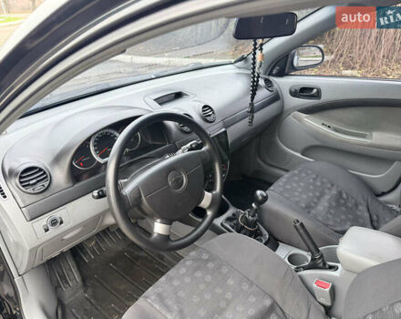 Черный Шевроле Лачетти, объемом двигателя 1.6 л и пробегом 50 тыс. км за 6100 $, фото 7 на Automoto.ua