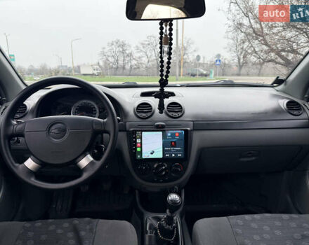 Черный Шевроле Лачетти, объемом двигателя 1.6 л и пробегом 50 тыс. км за 6100 $, фото 6 на Automoto.ua