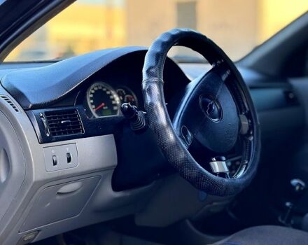 Черный Шевроле Лачетти, объемом двигателя 1.8 л и пробегом 450 тыс. км за 3499 $, фото 8 на Automoto.ua