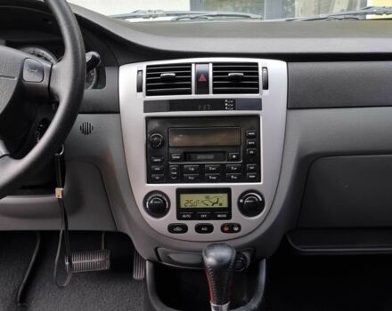 Черный Шевроле Лачетти, объемом двигателя 1.8 л и пробегом 168 тыс. км за 3000 $, фото 5 на Automoto.ua